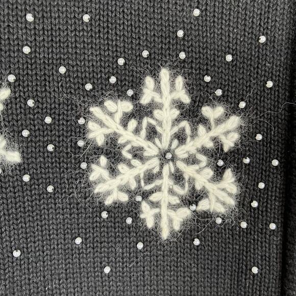 Quacker Factory Sz 1X Holiday Cardigan w Embroidered & Beaded Snowflakes Flaws - Picture 15 of 16